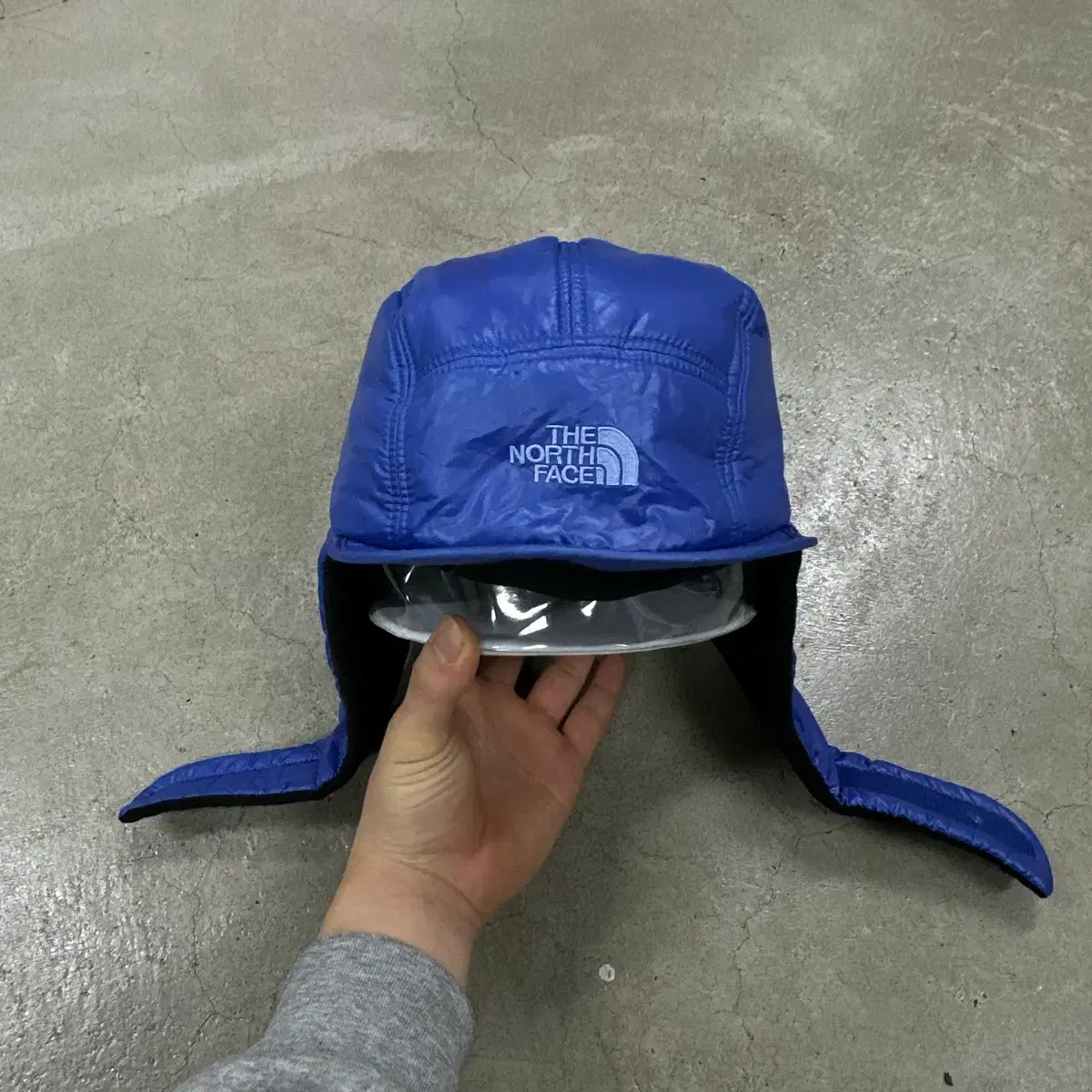 thumbnail-0